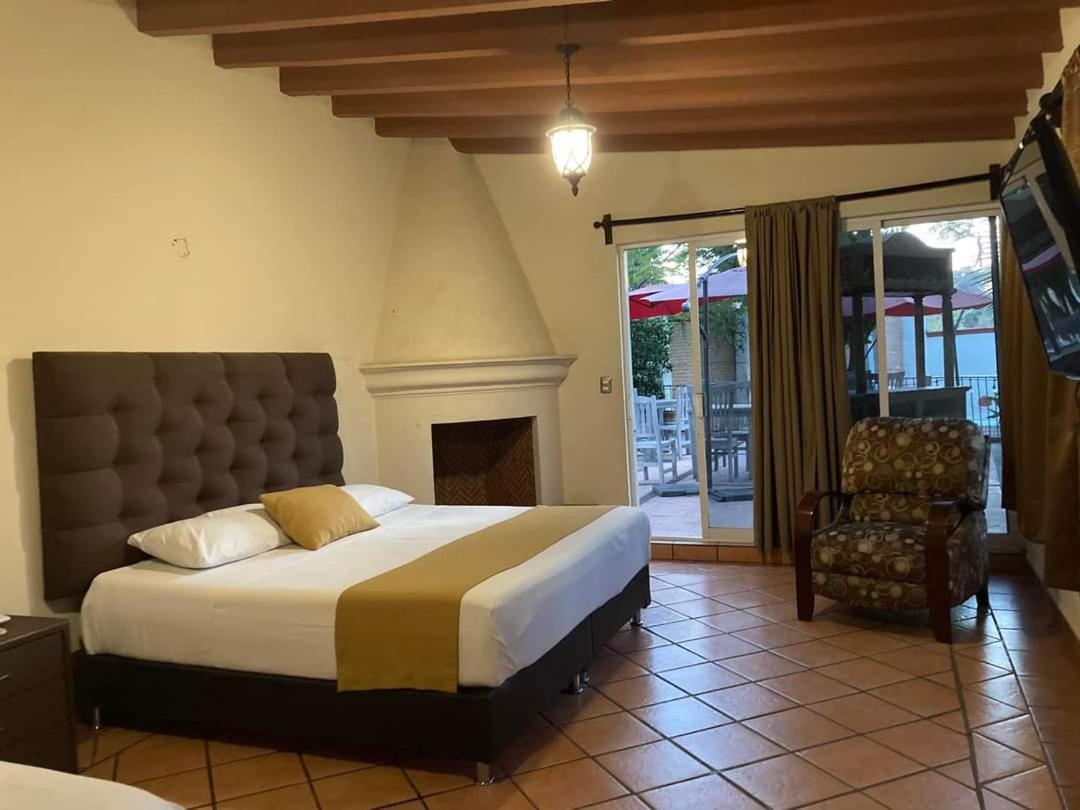 Hotel Maria Emilia Cuernavaca Amatitlan Exterior foto